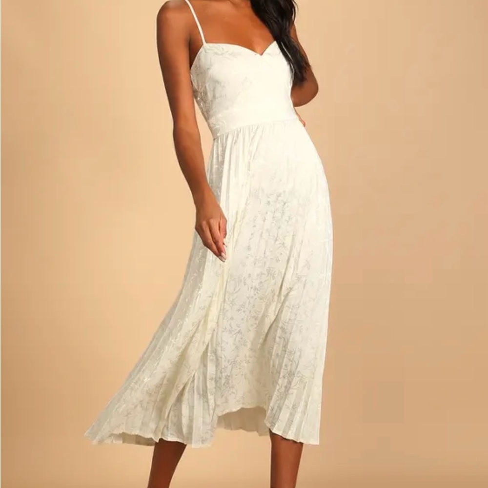 Ivory Floral Jacquard Pleated Satin Midi Dress